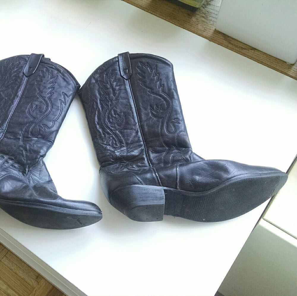 Black cowboy boots!